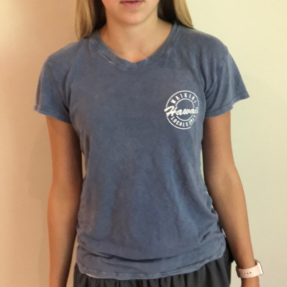 Brandie Melville tee